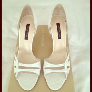 NIB *Sergio Rossi* Off White Heels